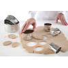 Pastry cutter set oval