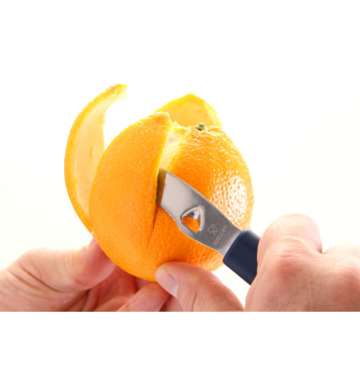 Citrus peeler