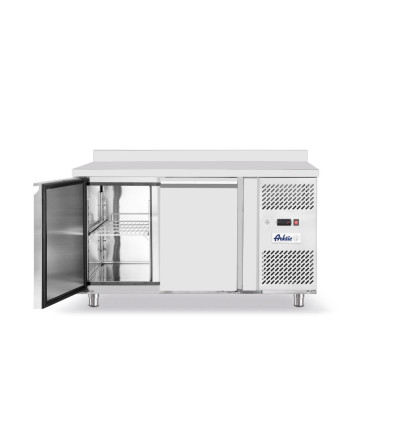Стол холодильный Profi Line 700 - 2-дверный с боковым расположением агрегата